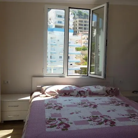 Apartment Appartamento Sarandë