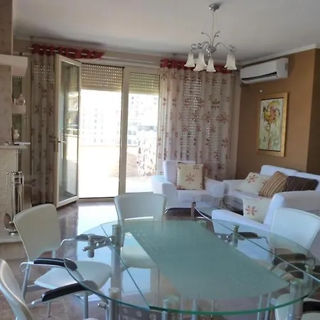 Apartment Apartment *